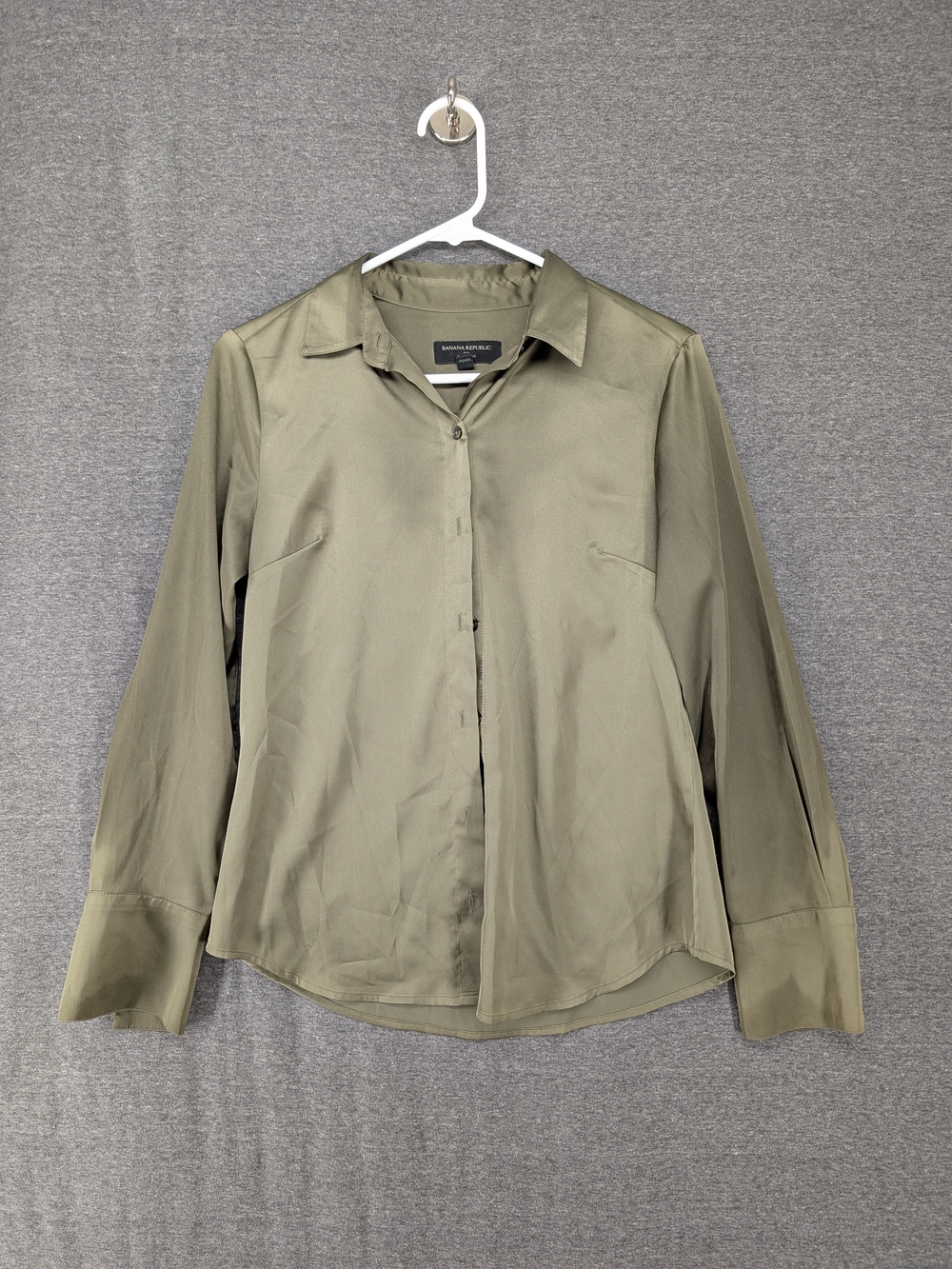 Banana Republic Olive Green Men's Button-Up Shirt